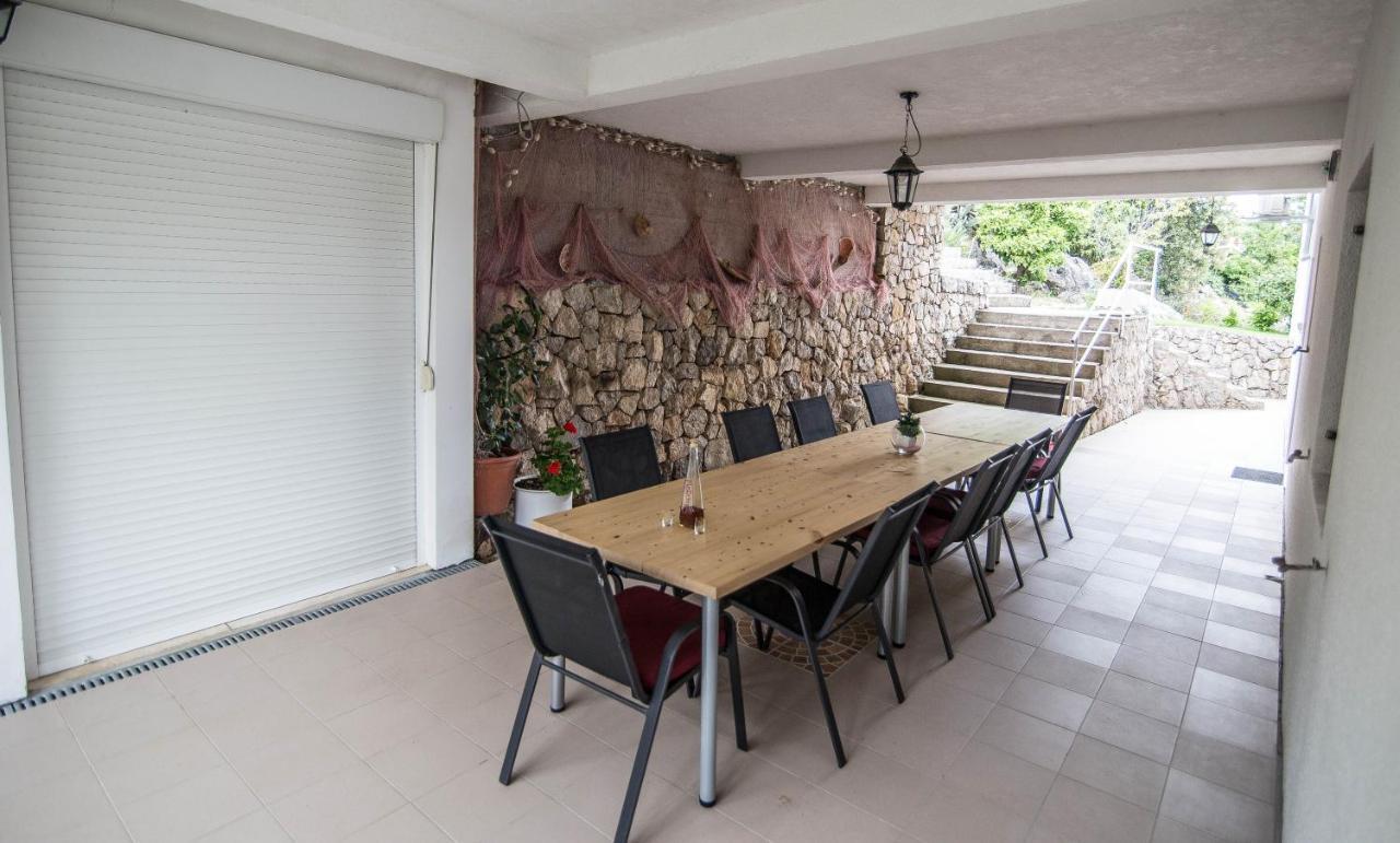 Marivo Guest House Molunat Exterior photo
